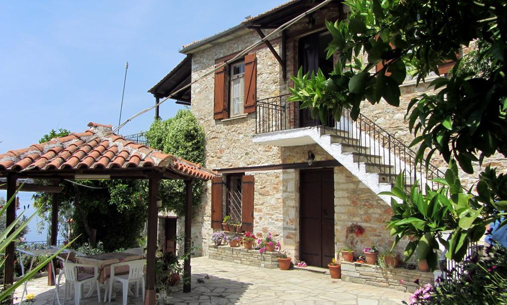 Tsorni Hill Cottage Лефокастро Экстерьер фото